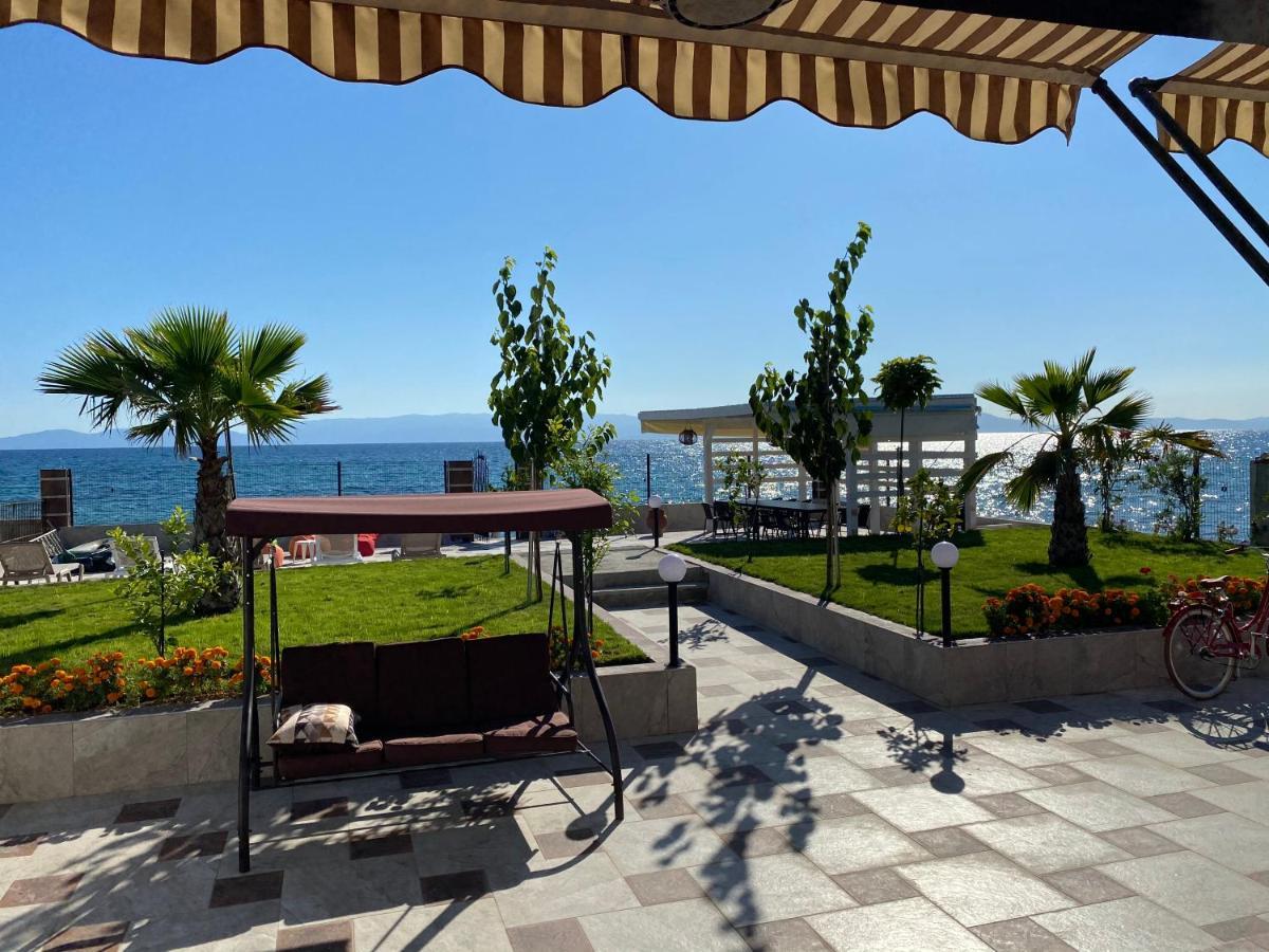 Guest House Costa 1 Karianí 외부 사진