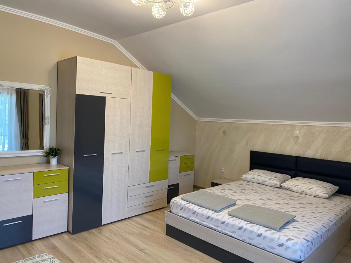 Guest House Costa 1 Karianí 외부 사진