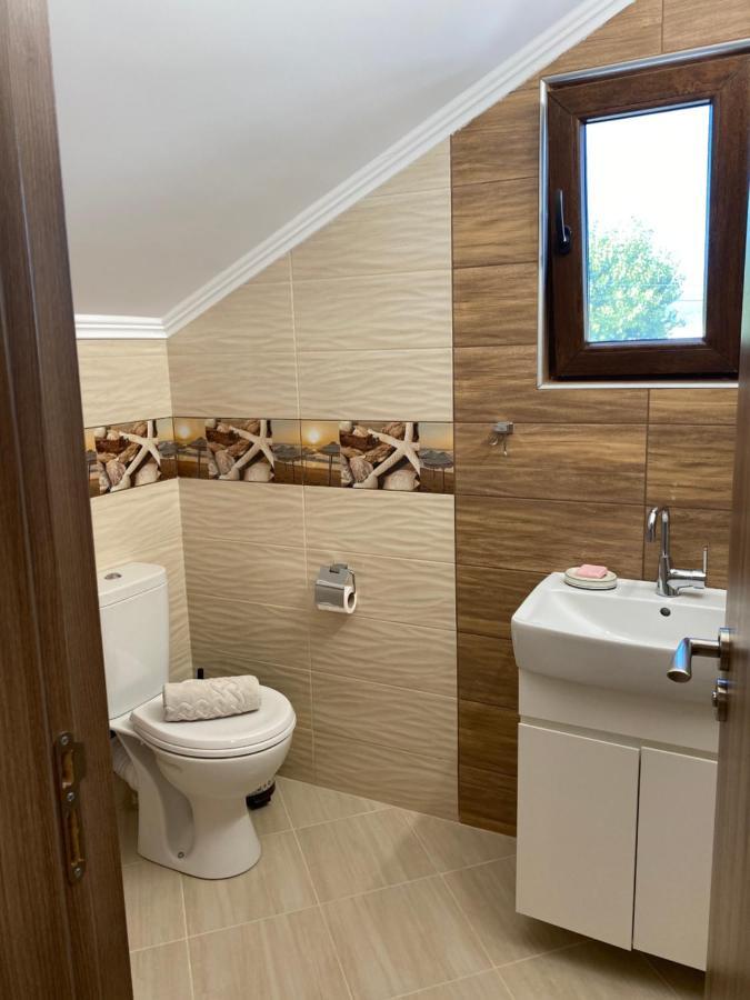 Guest House Costa 1 Karianí 외부 사진