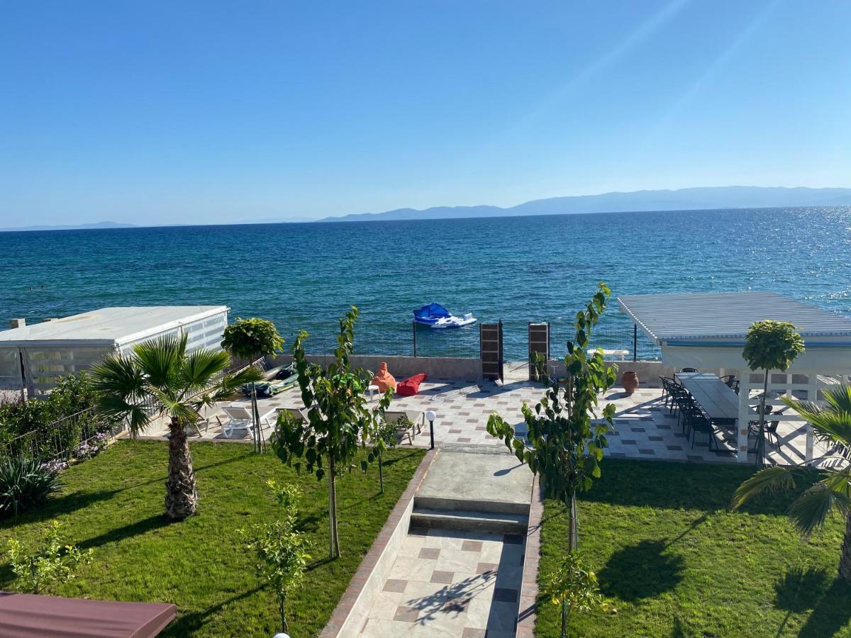 Guest House Costa 1 Karianí 외부 사진